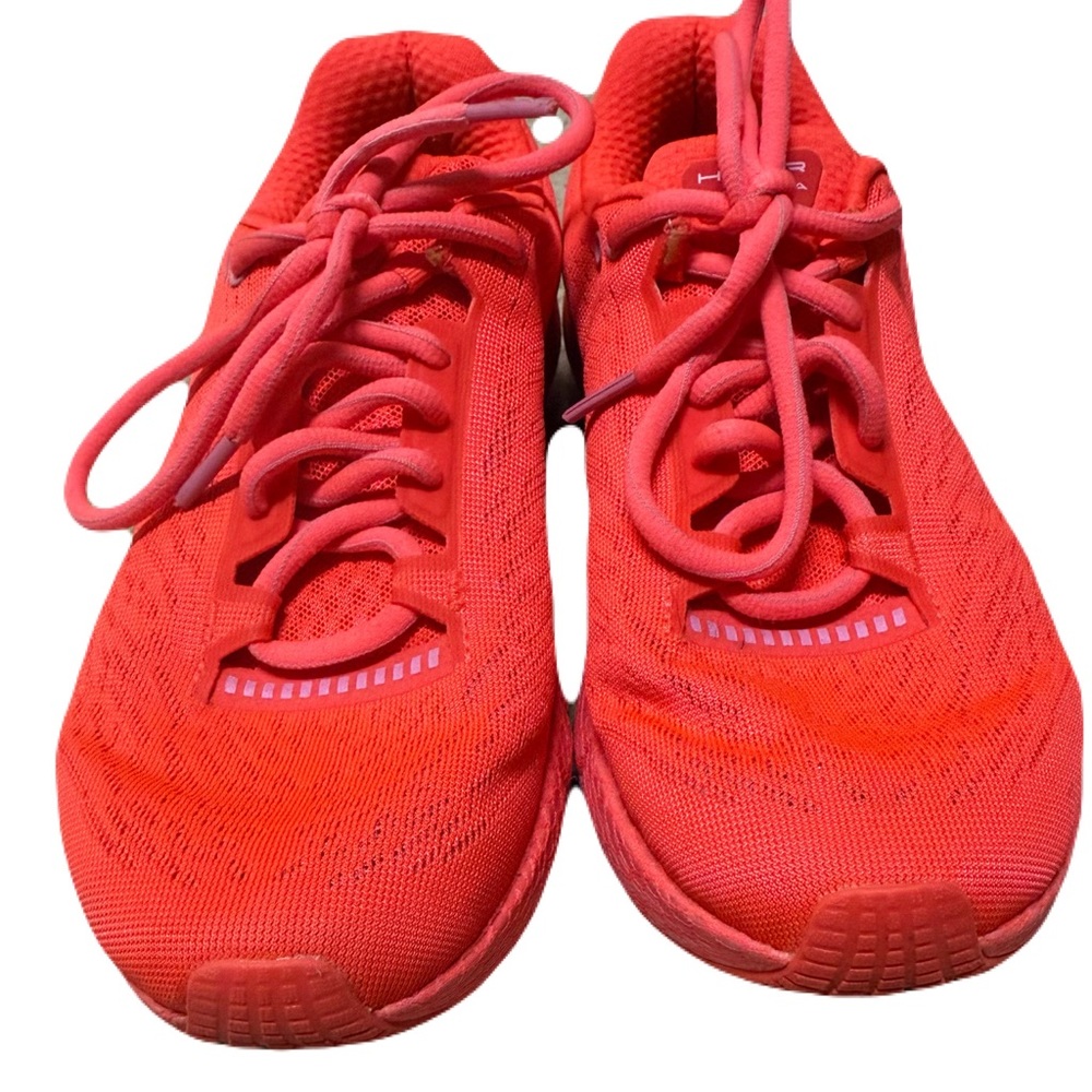 Under Armour- Women's GPS embedded Athletic Shoes